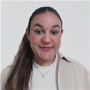 Soy una persona alegre y con paciencia, con ganas de poner todo mi esfuerzo en ayudarte